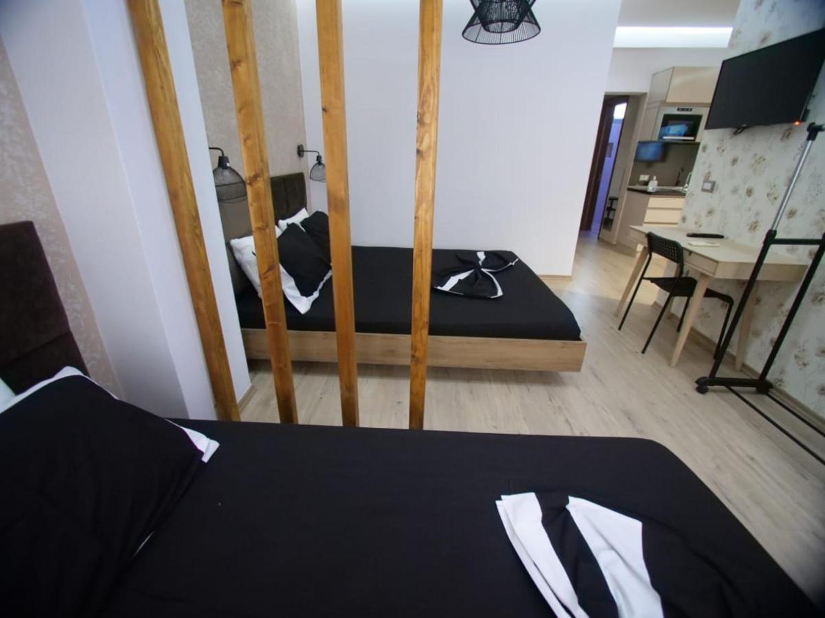 Apartament Hidden Gem In The Center Of Tirana Zewnętrze zdjęcie