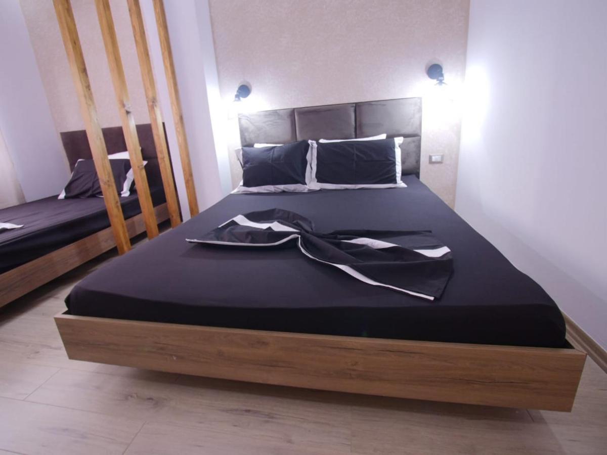 Apartament Hidden Gem In The Center Of Tirana Zewnętrze zdjęcie
