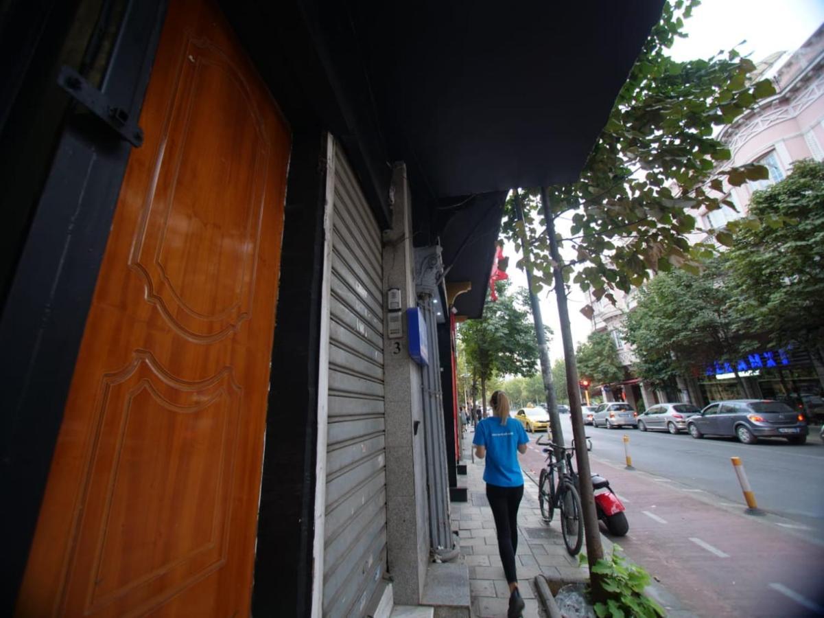 Apartament Hidden Gem In The Center Of Tirana Zewnętrze zdjęcie