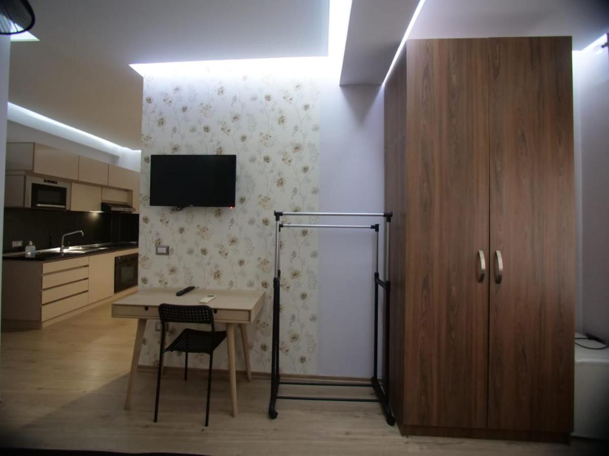 Apartament Hidden Gem In The Center Of Tirana Zewnętrze zdjęcie