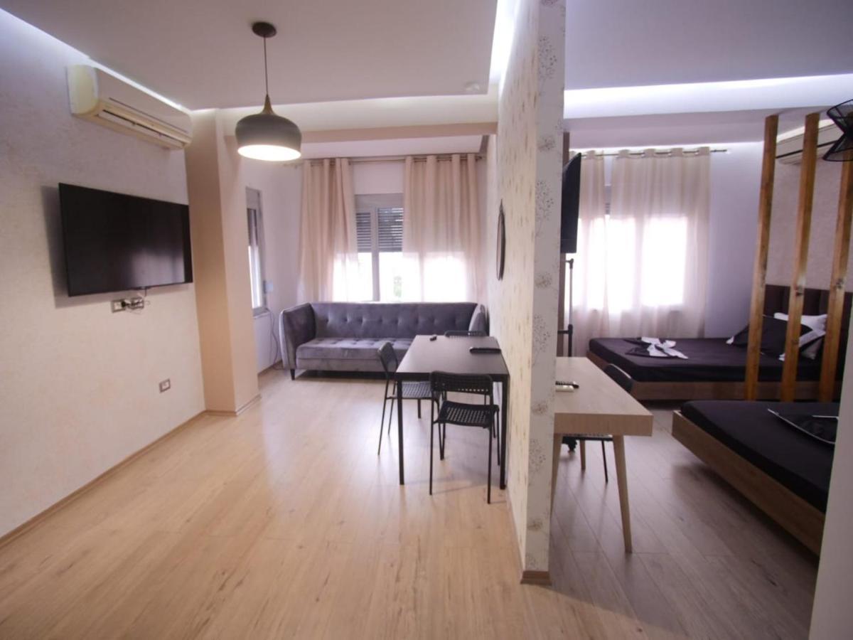 Apartament Hidden Gem In The Center Of Tirana Zewnętrze zdjęcie